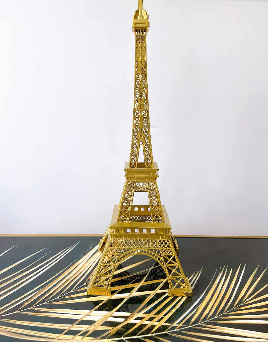 Mô hình tháp Eiffel decor trang trí ở tại TP Vinh Nghệ An