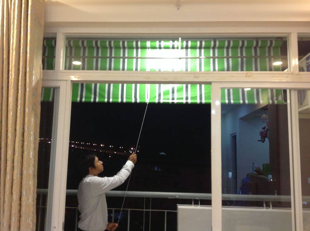 Bạt cuốn che nắng mưa Vinh Nghệ An