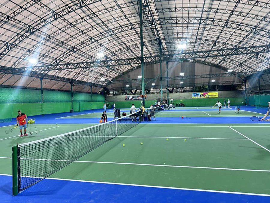 Thi công sơn sân pickleball tại Vinh Nghệ An	
